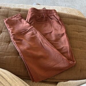 FREE PEOPLE Rust baggy Sweatpants Joggers with Pockets and drawstring!